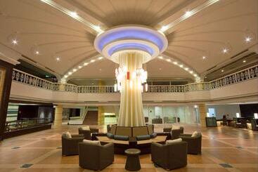 هتل Fullon Resort Kending