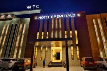 Hotel B P Emerald,mathura