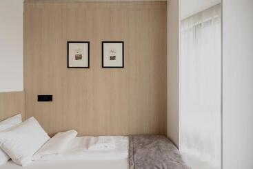 هتل آپارتمان Wellns Rooms