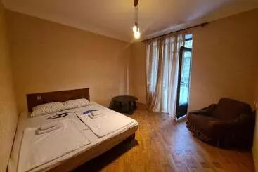 Benevo Hostel