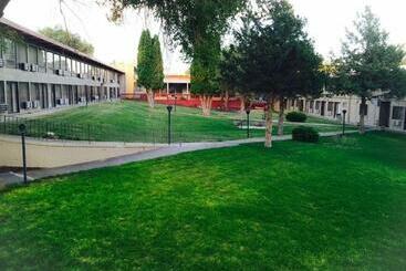 فندق Lodge Falls