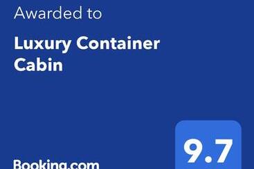 Bed and Breakfast Luxury Container Cabin