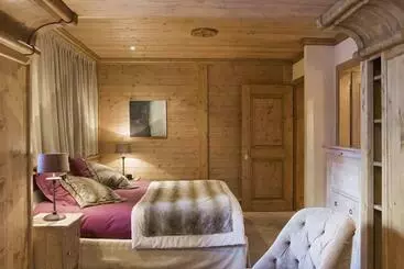 Bed and Breakfast Rare Blend Of Mountain Charm And High Performance With All Modern Amenities