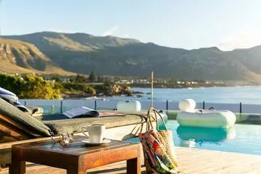 Harbour House Hotel   Adventure Pads