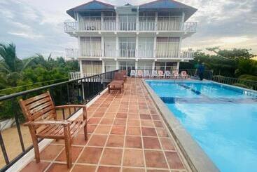 Hotel Resort Maya Beach