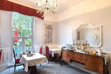 Hotel Fleurie Guest House