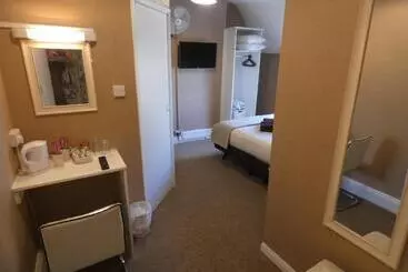 בית מלון כפרי The Charlesworth