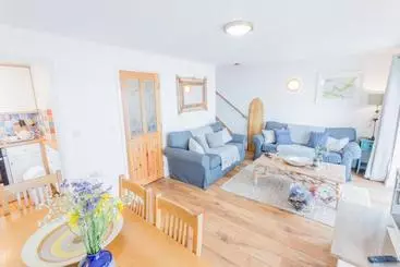 דירות לתיירים Tolcarne Beach Apartments