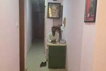 ホテル Spot On 93458 Swapnpurti Yatri Niwas