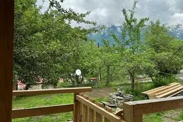 پانسیون Deka Cottage