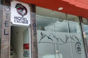 Hotel Cacique