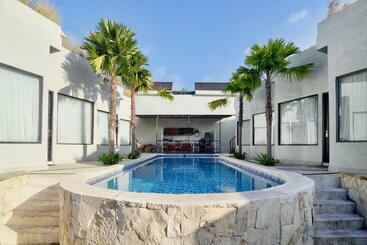 הוסטל Kaya Uluwatu