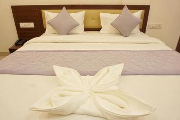 Отель Gateway Inn