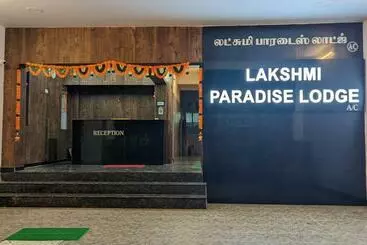 Hotelli Lakshmi Paradise Lodge A/c
