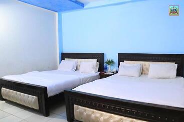 پانسیون Royal Inn Guest House