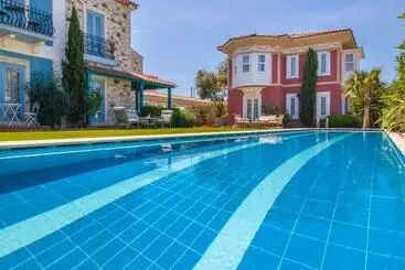 בית מלון כפרי Alacatı Onoda