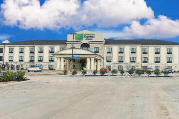 Holiday Inn Express Hotels & Suites Cuero, An Ihg