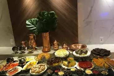 Master Gold Hotel Express