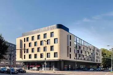 Отель Premier Inn Heilbronn City Centre