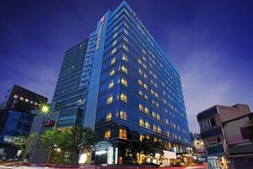 Tmark Hotel Myeongdong