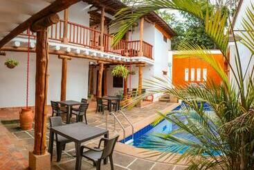 Отель Tierra Roja By Mh