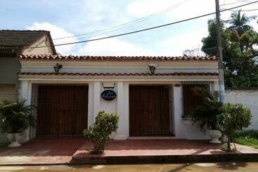 ホテル Casa La Colonia