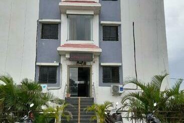 Hotel Vrundavan By Wb Inn