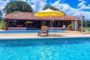 ペンション Villaggio Dos Pássaros