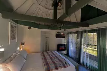 Bed and Breakfast Ivybank Villa