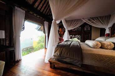 Pensionat Jingga 111