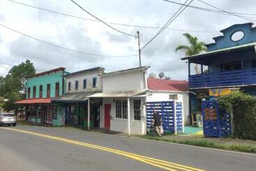 Pahoa Village Hostel
