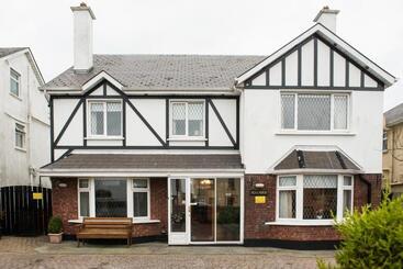 膳宿费 Asgard Guest House