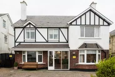 پانسیون Asgard Guest House