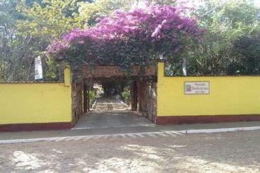 هاستل Pousada Rancho Do João