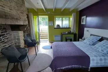 Bed and Breakfast Longere De Nivinen