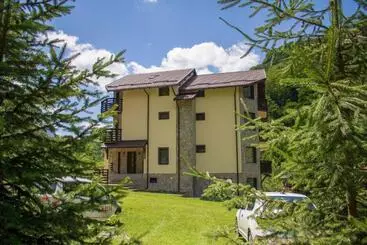 Majatalo Casa Valea Cernei