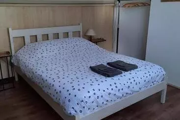 Aamiaismajoitus (B&B) Bed En Breakfast En Bike