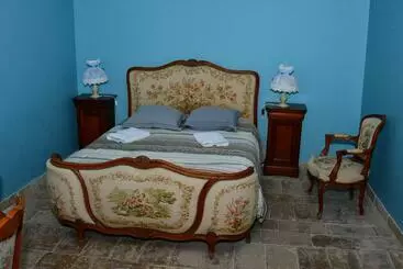 Aamiaismajoitus (B&B) Demeure Sainte Clotilde, événementiel Et Chambres D Hôtes à Neffies