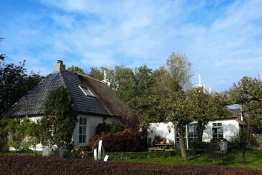 צימר The Wee White Hoose