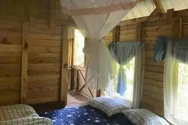 Khaokhopimphupha Farmstay เขาค้อพิมภูผาฟาร์มสเตย์ ไม่มีไฟฟ้า น้ำจากน้ำตกธรรมชาติ Low Cabon With Sust