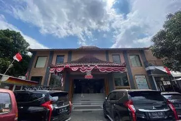 Pensão Bu Sepuh Guesthouse