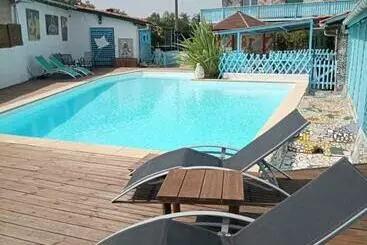 Majatalo La Maison Mosaic Medoc   Gîtes