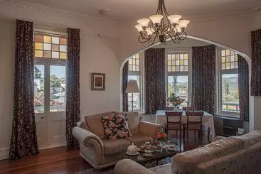 酒店 Claremont House