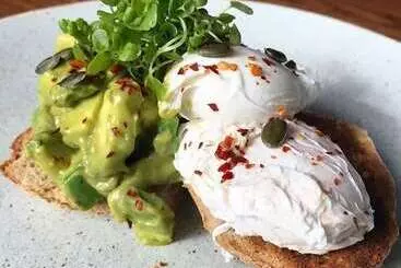 בית מלון כפרי The Dog & Doublet Inn