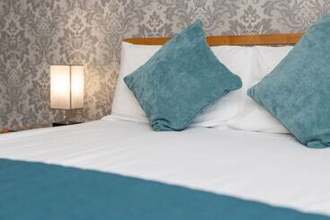 Отель Thornbank House Offering Breakfast And With Free Off Site Health Club