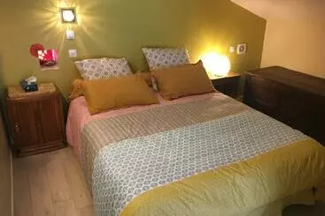 Aamiaismajoitus (B&B) Chambre D Hôtes Chez Denis Et Margot