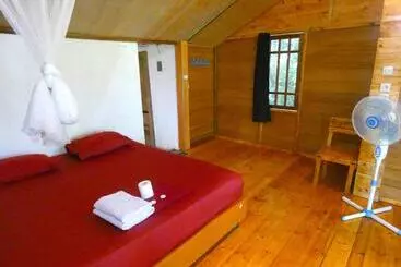 Hotel Santi Garden Bungalows