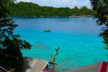Hotel Santi Garden Bungalows