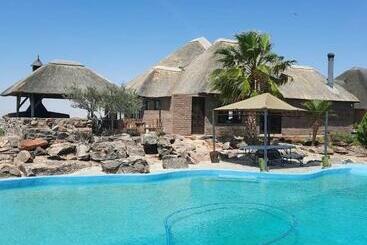 Slypsteen Guest Farm