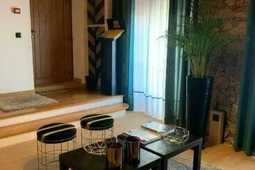 Retkeilymaja Largo Da Rainha, Guesthouse